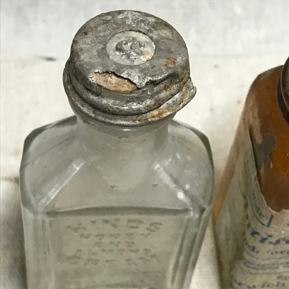 Vintage Apothecary Bottles, Cloudy Glass‎ Vintage, Wedding Decoration, Farmhouse - Picture 5 of 9